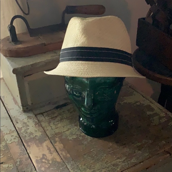 Peter Grimm Hat - Picture 1 of 4